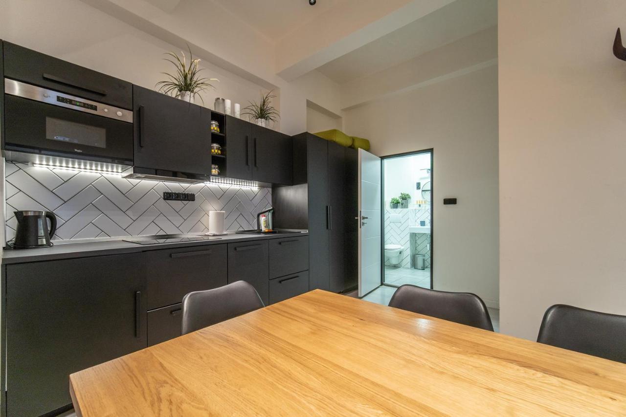 Sunny Central Apartment On Wenceslas Square By Easybnb Prag Dış mekan fotoğraf