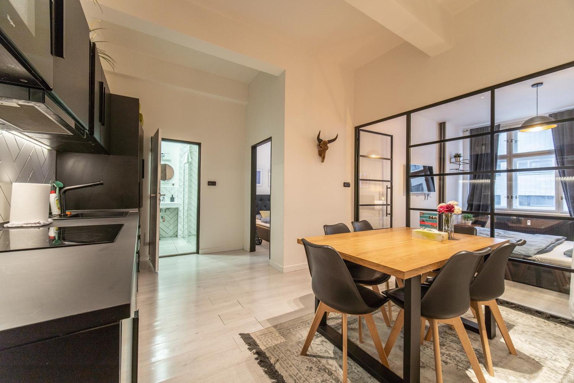 Sunny Central Apartment On Wenceslas Square By Easybnb Prag Dış mekan fotoğraf